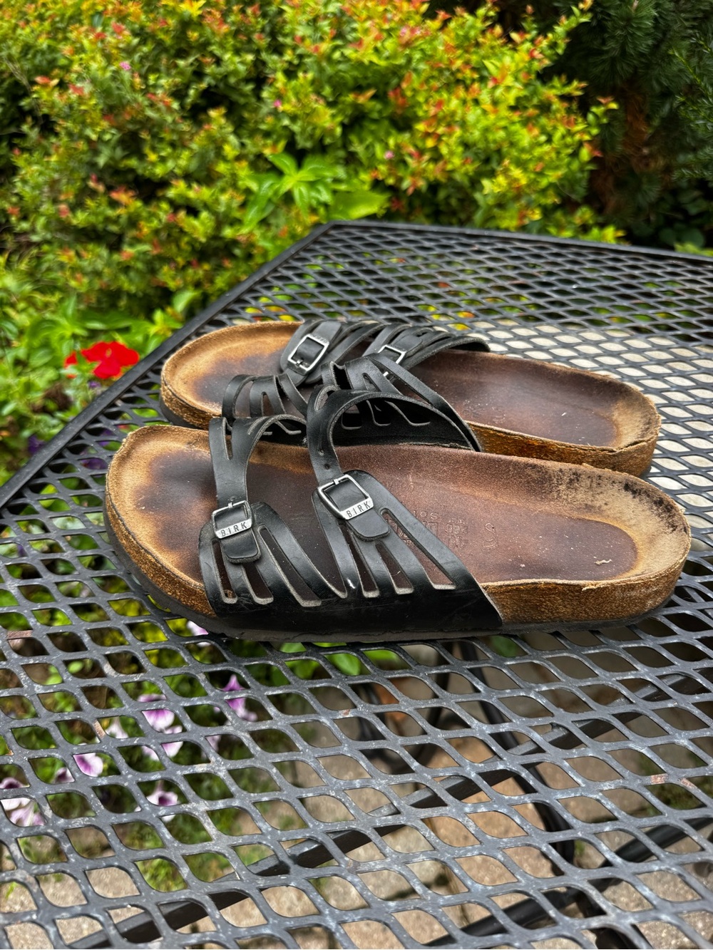 Birkenstock Women’s Strappy Slide Sandals - Comfortable Everyday Wear EU 40 US 9